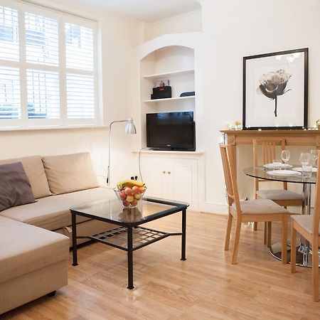 Victoria Station Apartment London Exterior photo