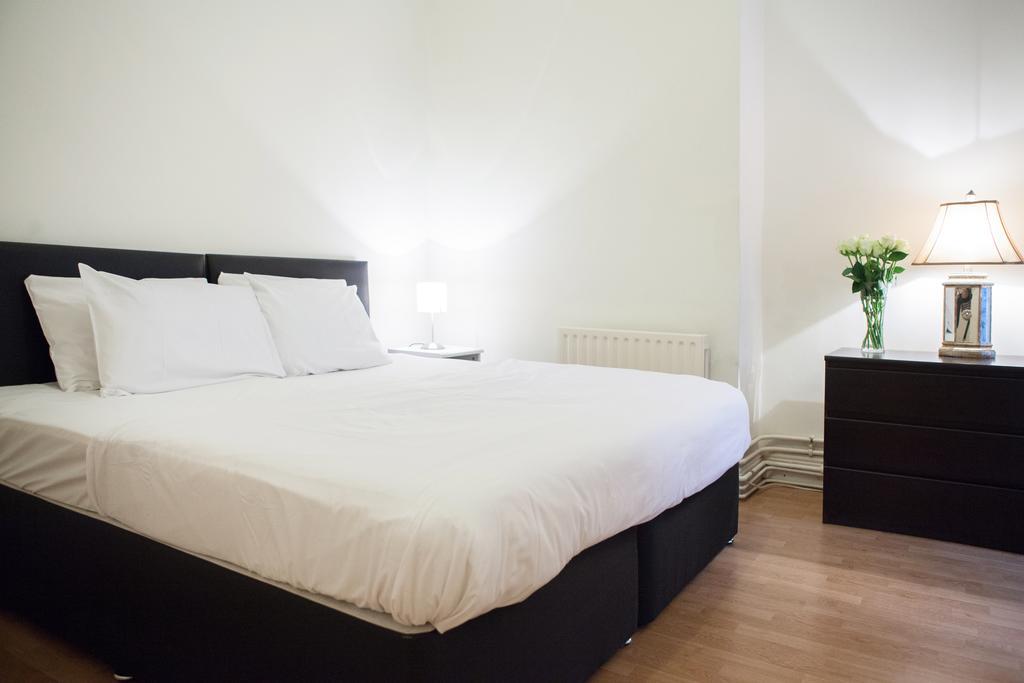 Victoria Station Apartment London Exterior photo