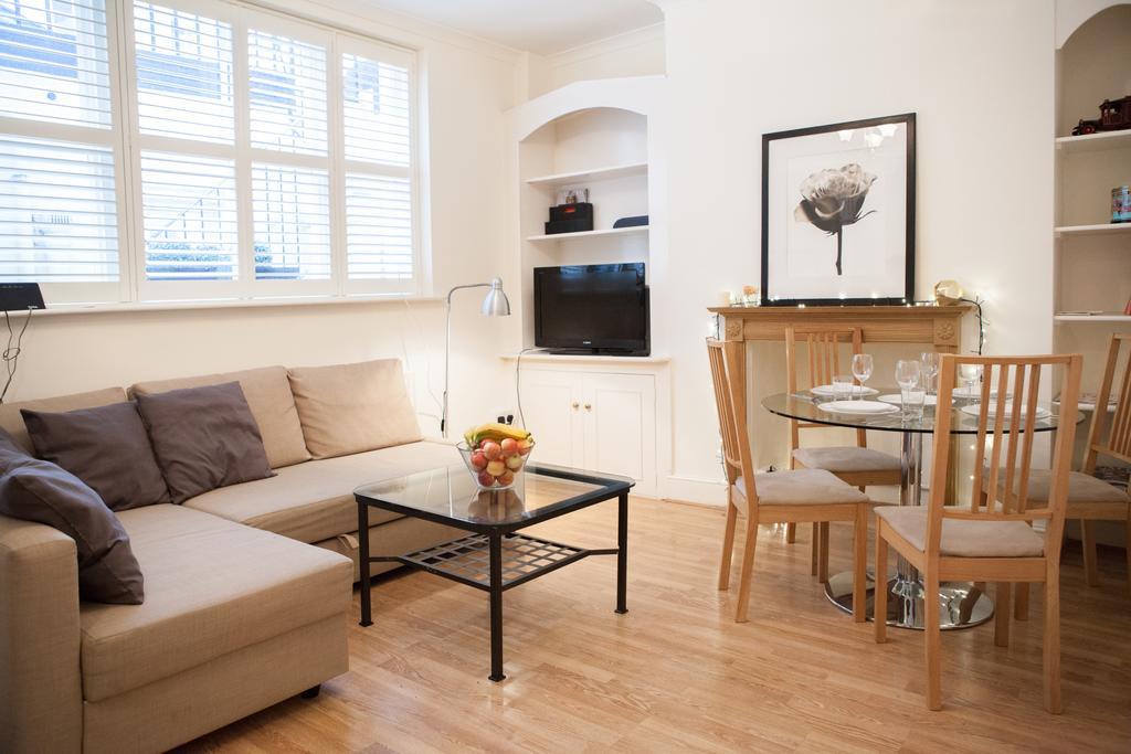 Victoria Station Apartment London Exterior photo