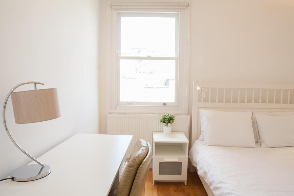 Victoria Station Apartment London Exterior photo