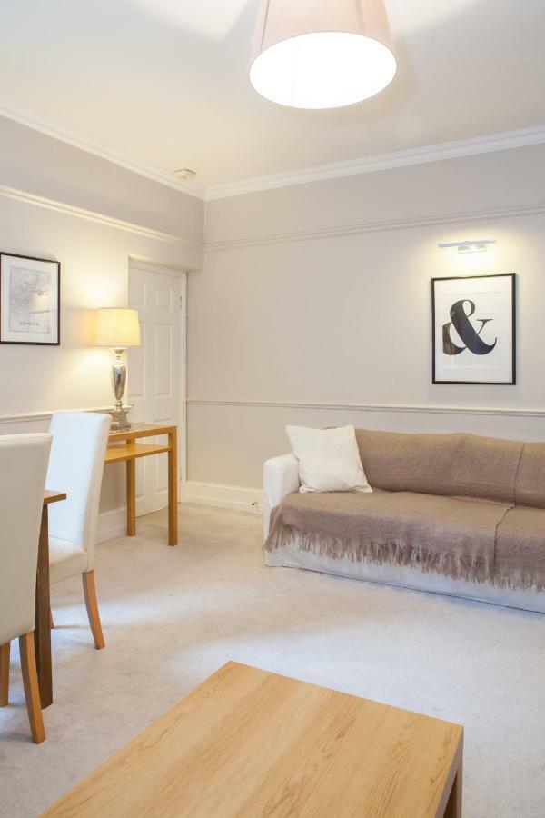 Victoria Station Apartment London Exterior photo