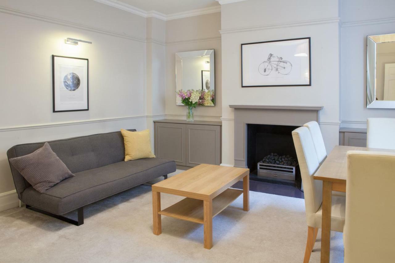Victoria Station Apartment London Exterior photo